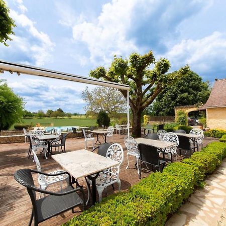 Hotel De La Ferme Lamy Meyrals Екстериор снимка
