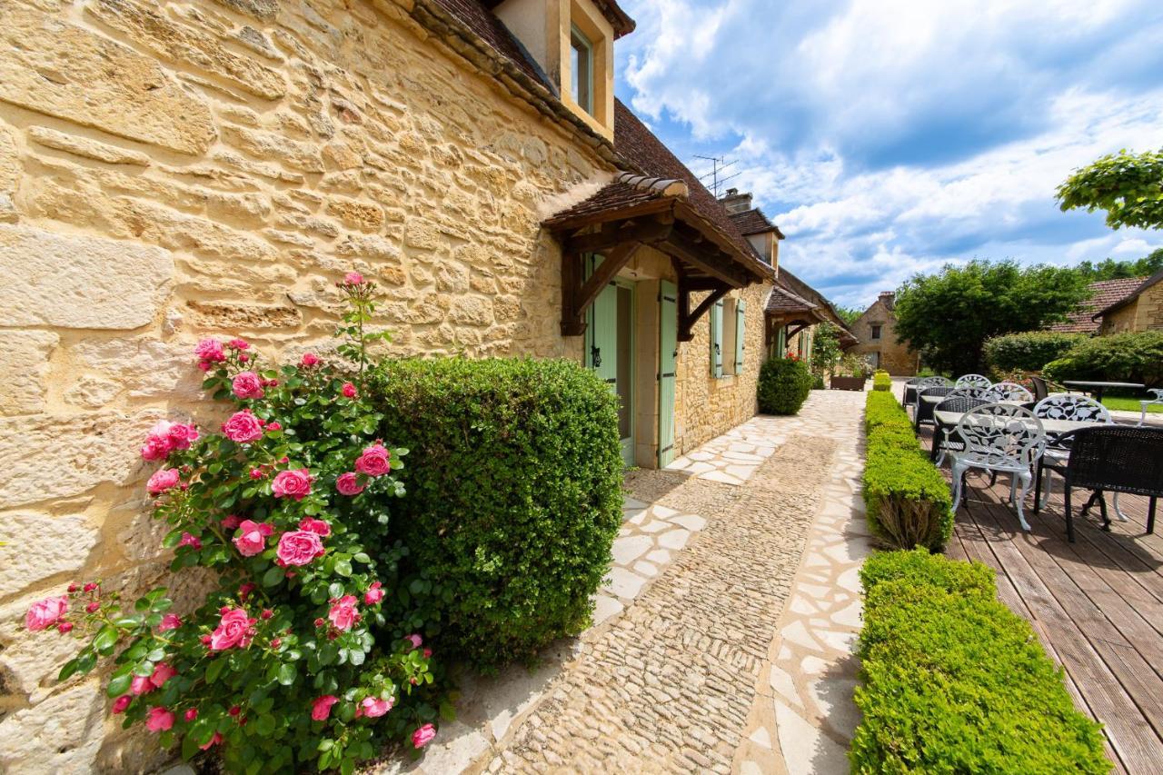 Hotel De La Ferme Lamy Meyrals Екстериор снимка