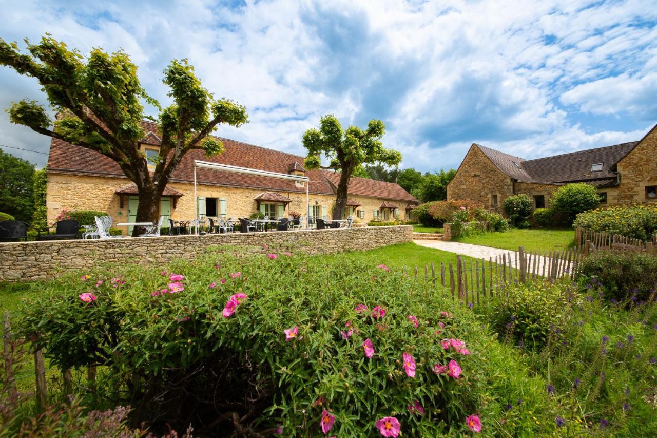 Hotel De La Ferme Lamy Meyrals Екстериор снимка