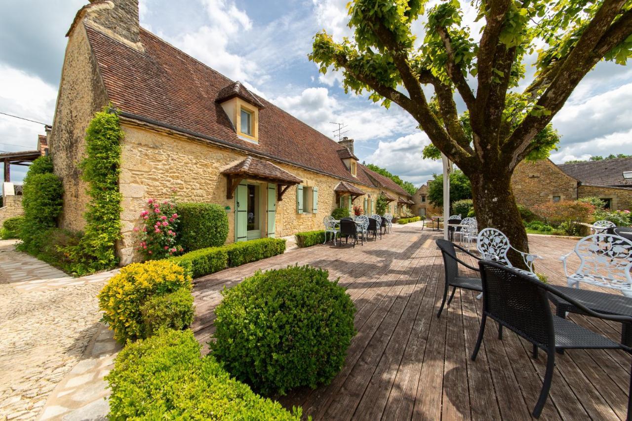 Hotel De La Ferme Lamy Meyrals Екстериор снимка