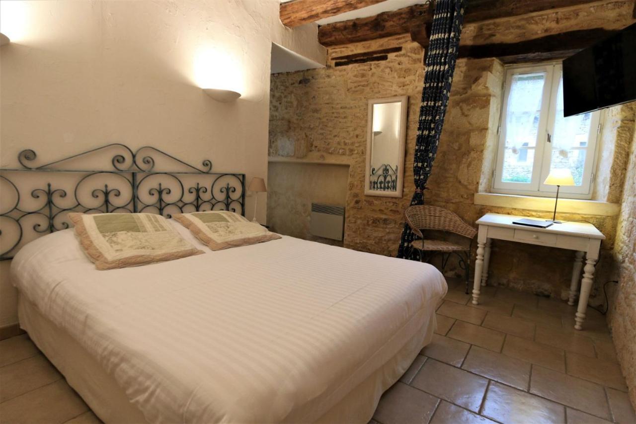 Hotel De La Ferme Lamy Meyrals Екстериор снимка