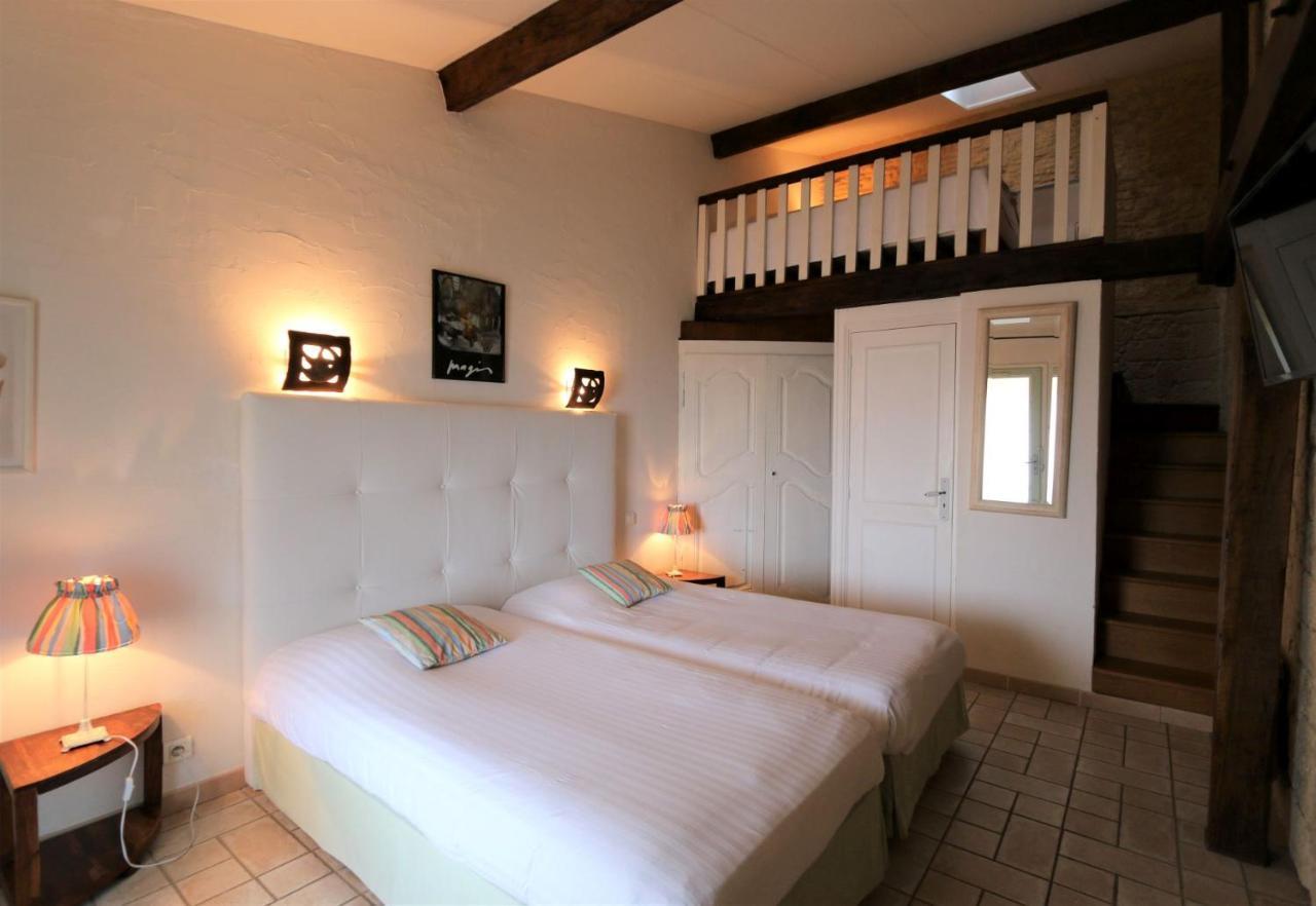 Hotel De La Ferme Lamy Meyrals Екстериор снимка